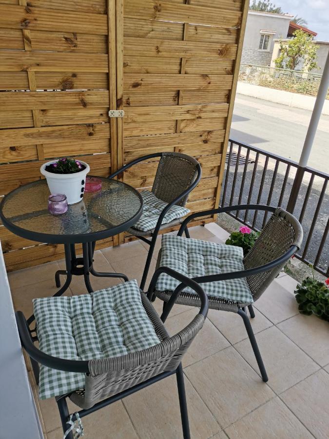 Hamboula Apartman Polis Kültér fotó