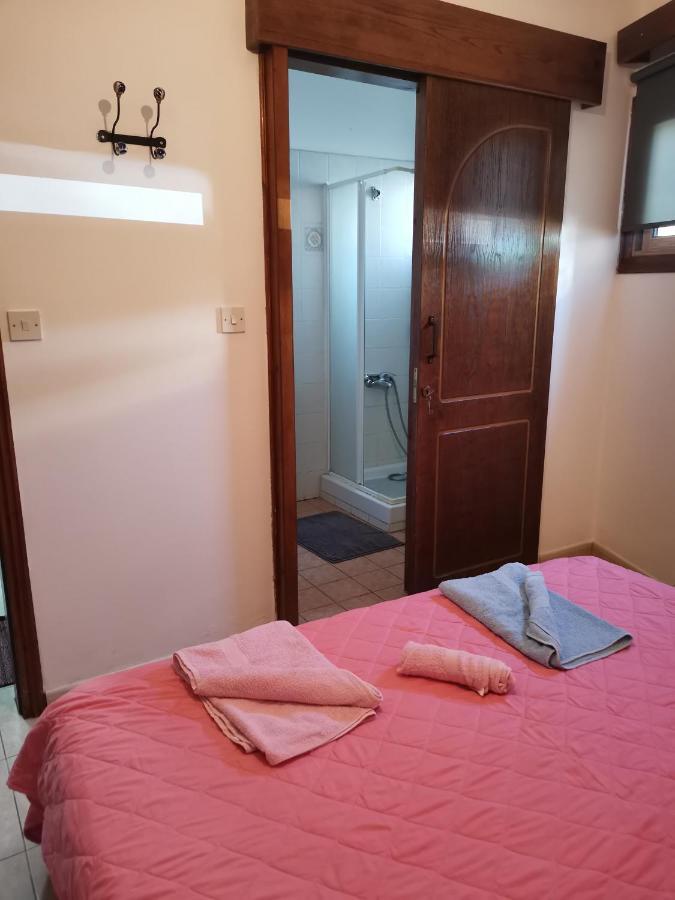 Hamboula Apartman Polis Kültér fotó