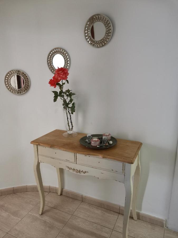 Hamboula Apartman Polis Kültér fotó